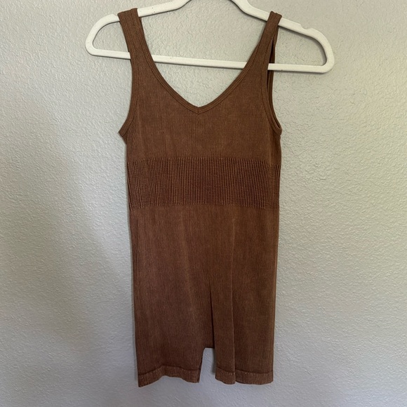 Boutique seamless romper - Picture 1 of 3